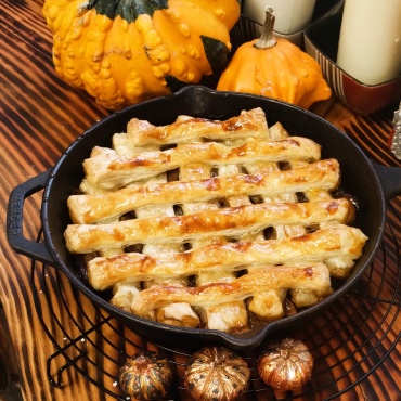 Holiday Collection Vol. 1 Homemade Cast-Iron Apple Pie